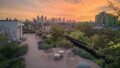 Dachterrasse mit Skyline.jpg